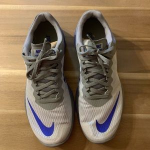 Nike FS Lite Run 3 size 9.5